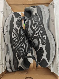 ASICS NYC gel  Sneakers Black and Gray