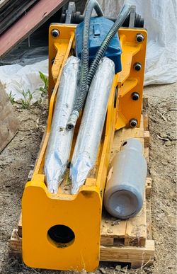 2025TOFT TOFT1000 Hydraulic Breaker - Fits Cat 315 (Unused)