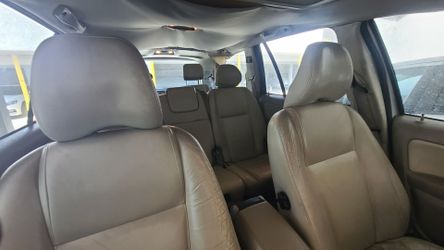 SUV with Tan Leather Interior