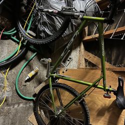 Used TIMBERLINE MOUNTAIN BIKE 