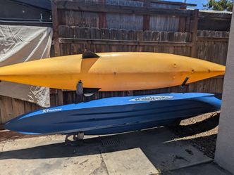 Dual kayak stand storage rack