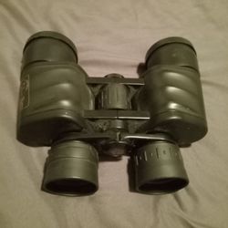 Binoculars 