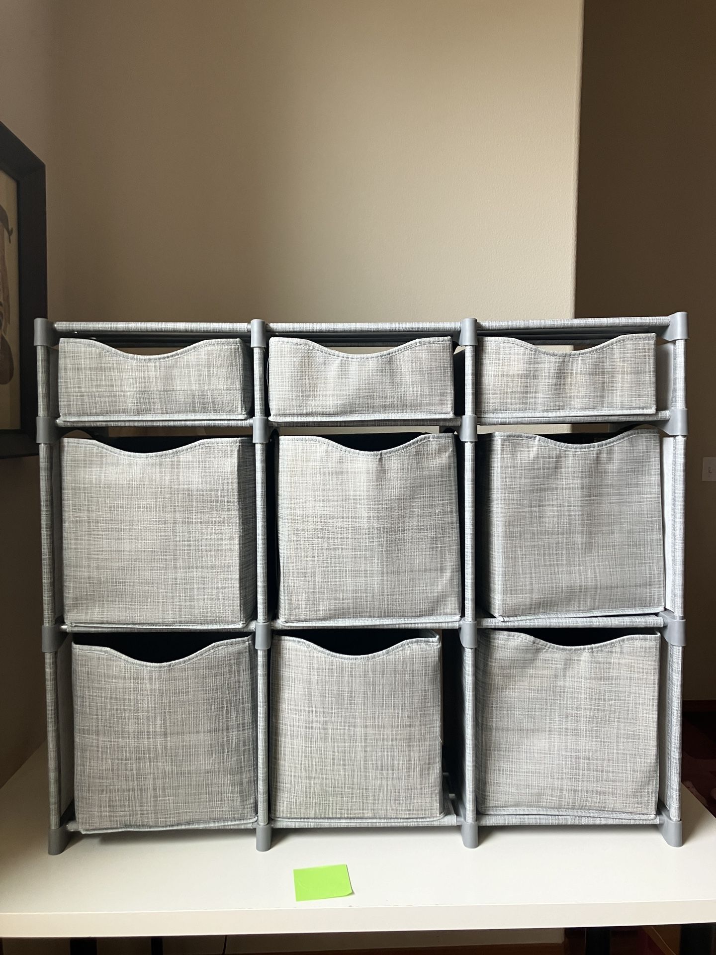 $25 9-CUBE CLOSET ORGANIZER PICK UP IN FEDERAL WAY