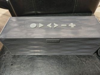 Jawbone Big Jambox J2011 -  Bluetooth Speaker - Charger