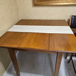 54x54 Table With Leaf Extension