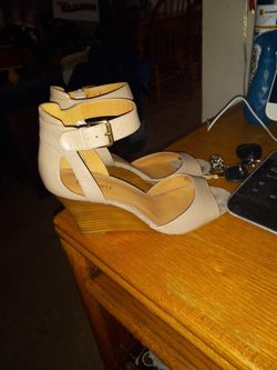 Womans Nine West Wedge Sandals