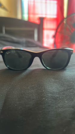 Ray-Ban Wayfarer Sunglasses