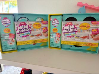 Mini Brands Fill the Fridge