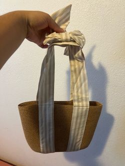 hand bag