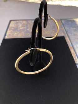 Large 14k yellow gold earrings 4.5 grams total weight