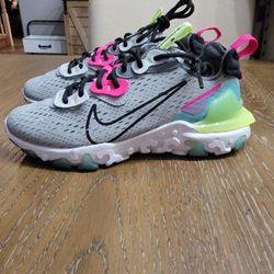 Nike React Vision 