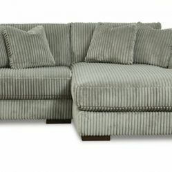 New lindyn chaise sectional