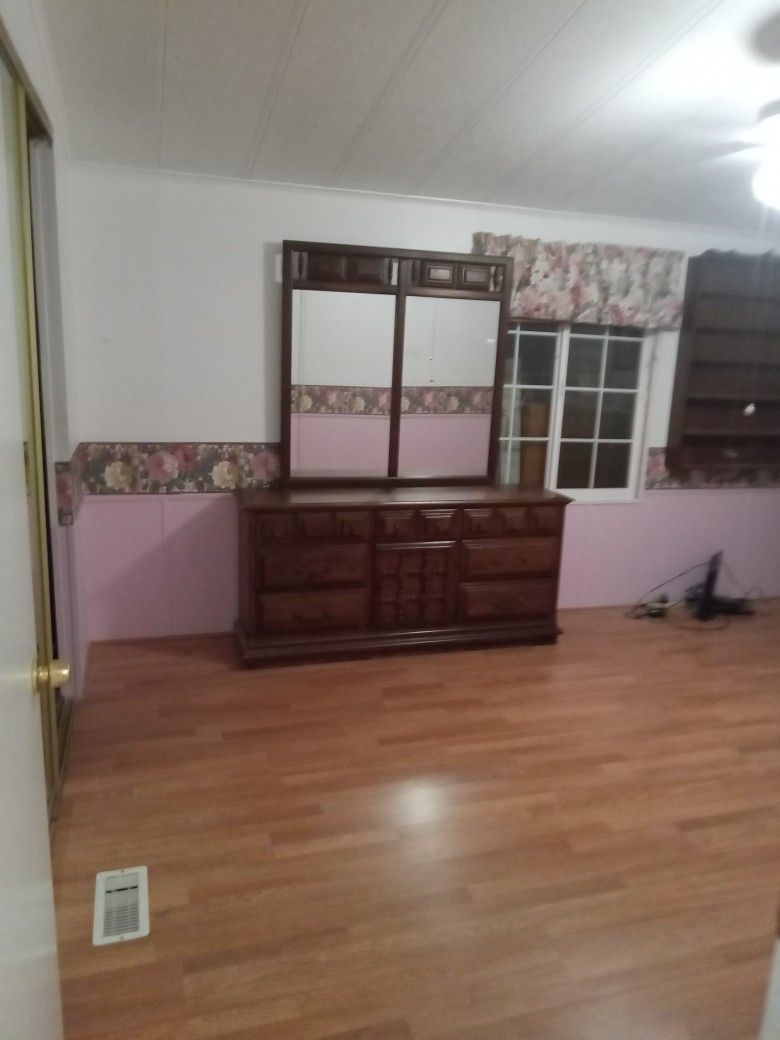 Dresser W Attached Mirror, Dresser, End Table