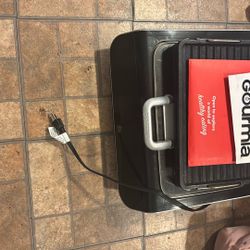 Gourmia Smokeless Air Fryer, Grille and Griddle