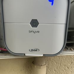 Orbit B Hyve Smart Sprinkler Control 4 Zones