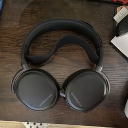 SteelSeries Arctis Pro