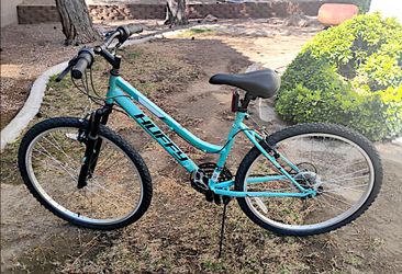 Huffy Rock Creek Mountain Bike - 26 Inch - Like New