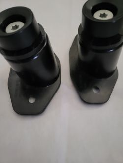 Two thousand and five audi a four bumper support