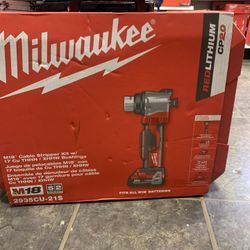 Milwaukee New Cable Stripper Kit m12 , Battery And Charger 