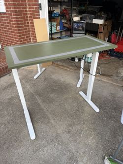48 X 24 Sit To Stand Electric Desk With Green And Grey Wooden Top And White Base