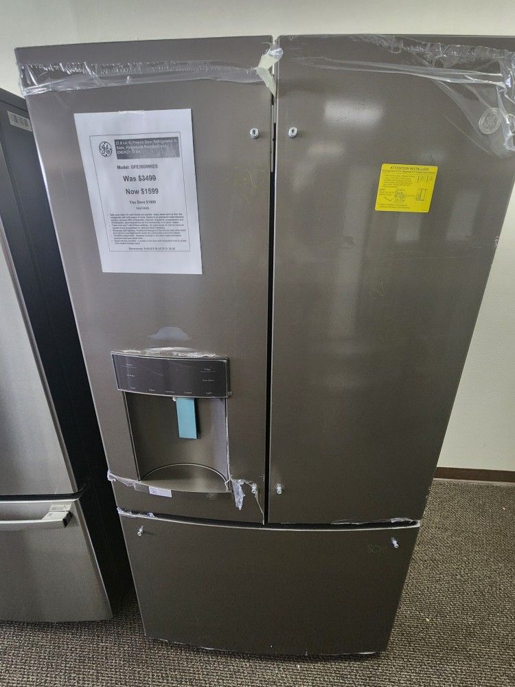 27.8 cu. ft French Door Refrigerator in Slate, Fingerprint Resistant and ENERGY STAR