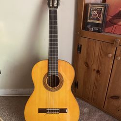 Alvarez : Guitar : Handmade 