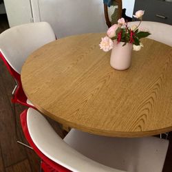 $60 Table And 4 Chairs 