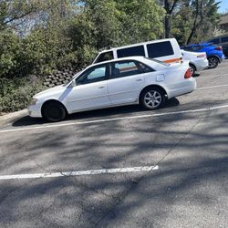 Ignition Broke DOESNT DRIVE FOR PARTS 