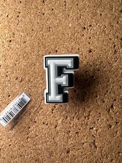 CROCS Jibbitz charms - F (letter)