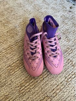 Girls soccer shoes size 13