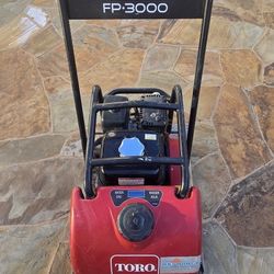 TORO PLATE COMPACTOR