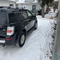 MERCURY  MARINER Black Truck 