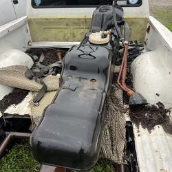 1997 Cummins Fuel Tank And Sending Unit