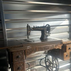 Honeymoon Sewing Machine