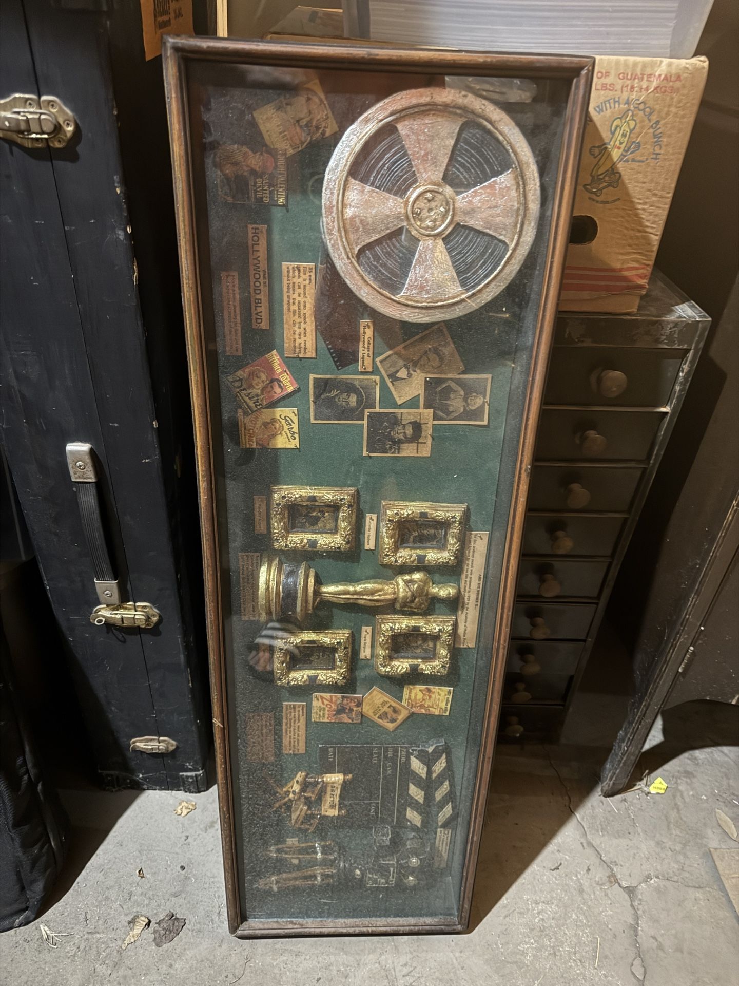Vintage Hollywood Display Showcase Shadow box