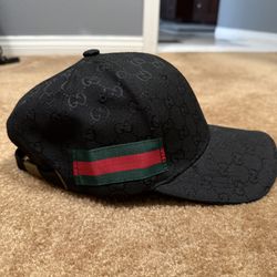 Gucci leather cap black with stripe green and red
