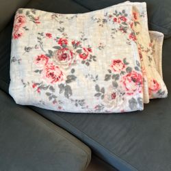 Twin Size Blanket