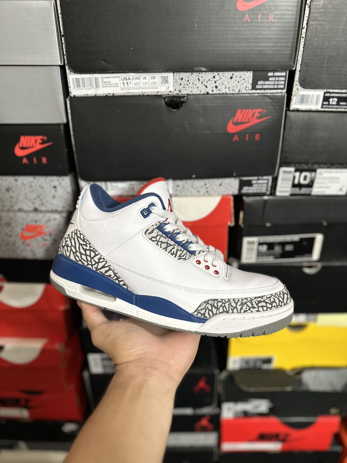 2016 Jordan True Blue 3s size 9.5 VNDS