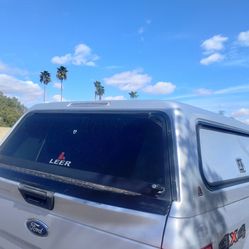 Leer truck topper with tool boxes