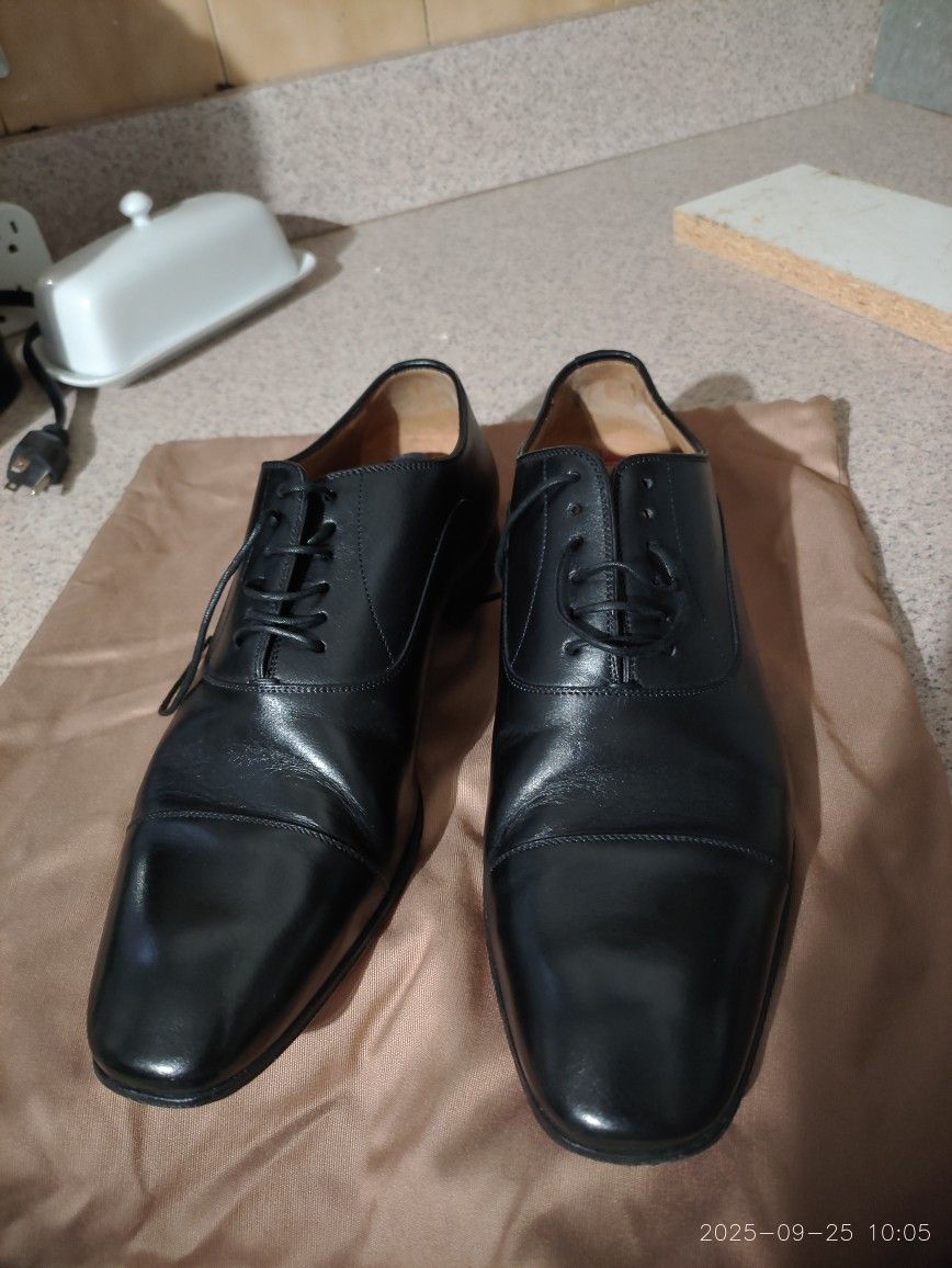 Gianvito Rossi Size 9 Men's Shoes.