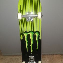 Monster Energy Skateboard