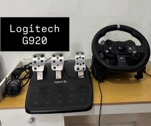 Logitech G920 steering wheel