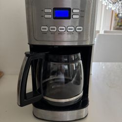 Cuisinart coffee Maker With Glass Carafe