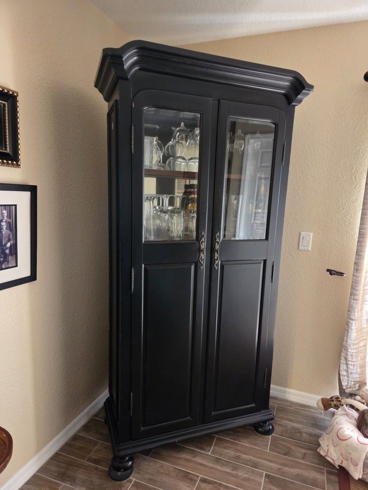 Bar Cabinet With Glasses And Wine Storage Shelves