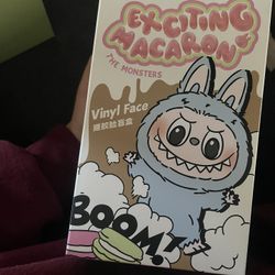 Exciting Macarons Labubus
