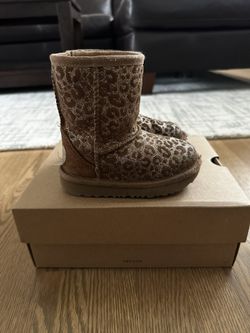Ugg