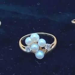 14k gold, pearl, and diamond vintage ring