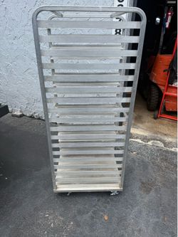 Aluminum bakers rack, new casters