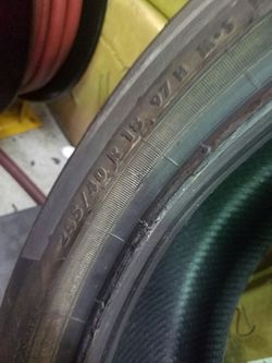 245 40 18 like new Continental