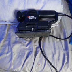 Black & Decker Sander. works Great only 20$